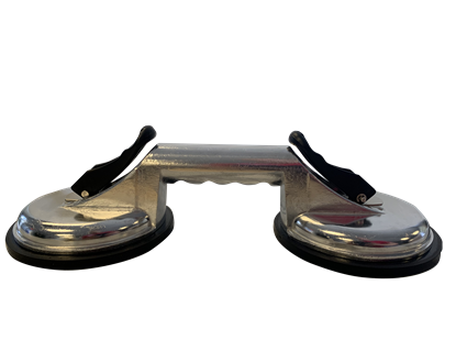 8010423 Close-up of ergonomic handles and dual suction pads